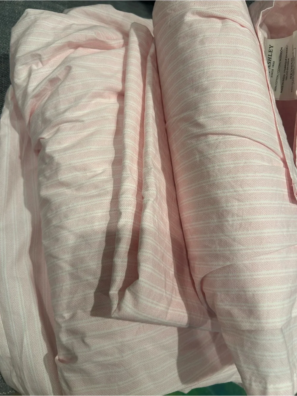 Laura Ashley dorm twin xl sheet set